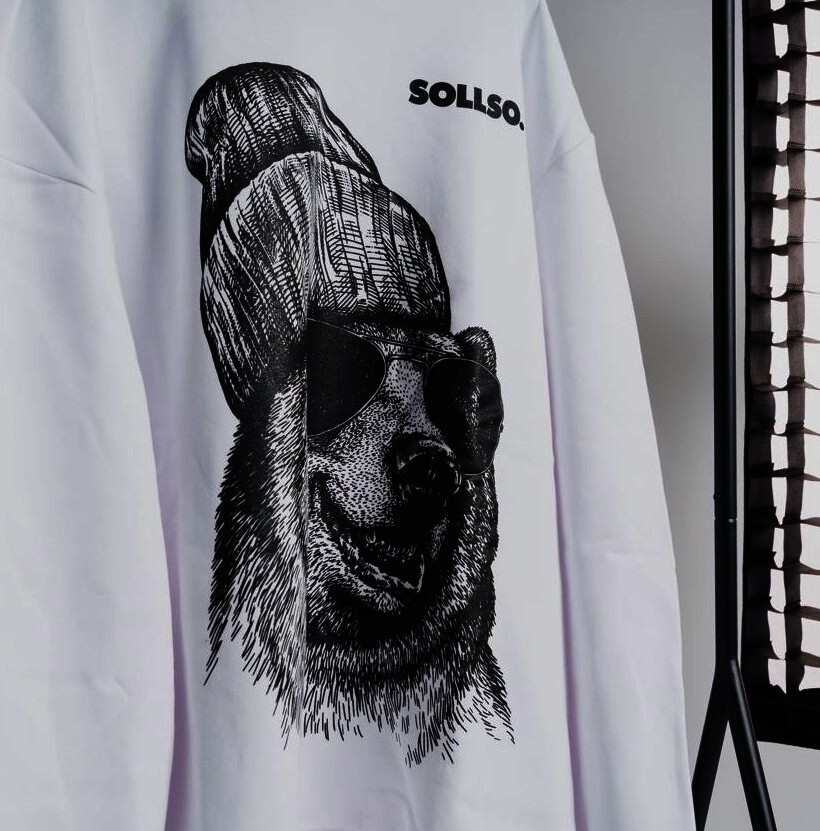 Hoodie „Winterbear“ by SOLLSO.,Melange White, Gr.L
