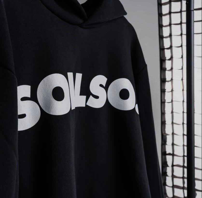 SOLLSO. Premium Hoodie "Pure Logo Big" Farbe Dark Black, Größe 9XL