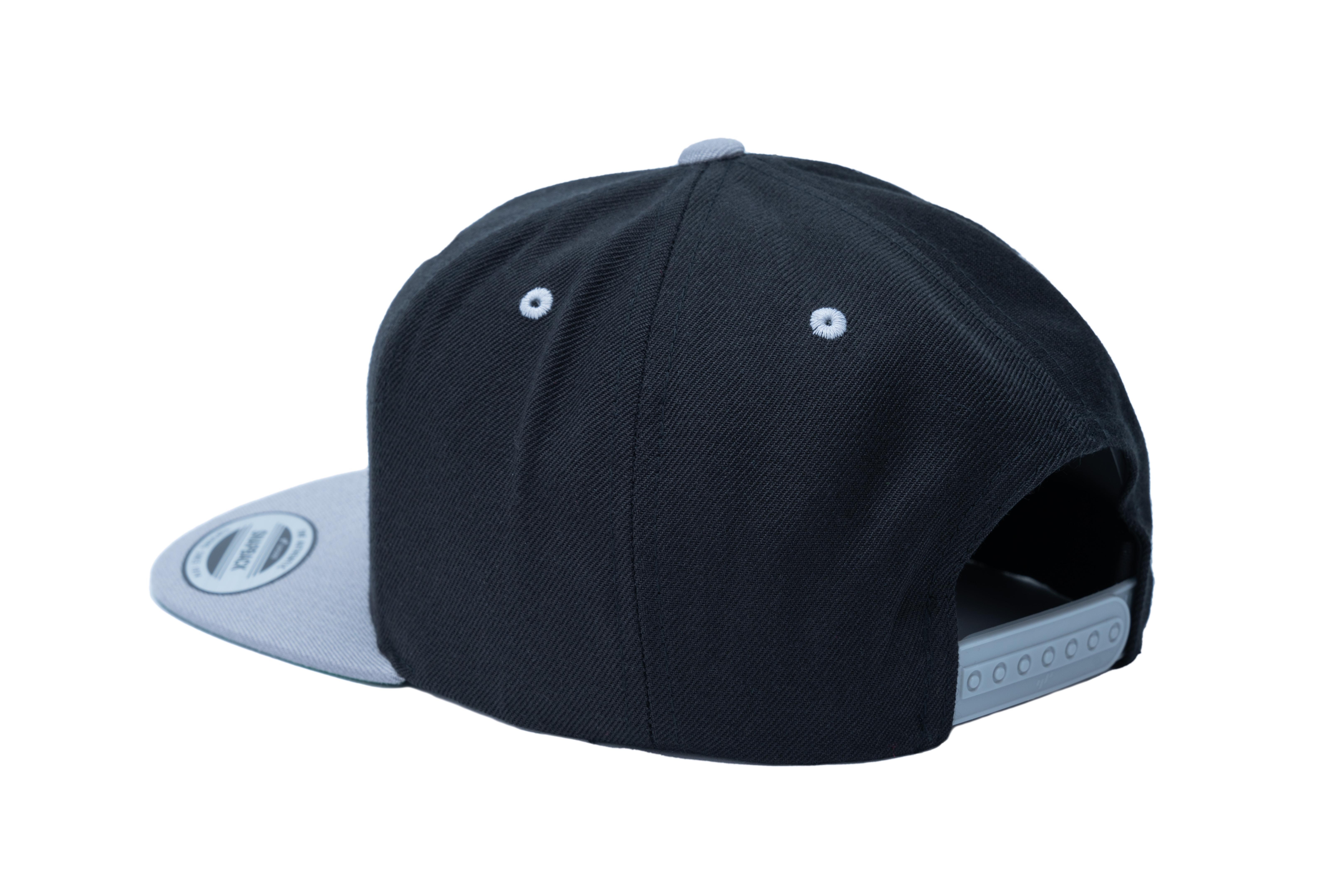 SOLLSO. Classic Snapback 2-Tone Cap, Black-Silver SOLLSO. Classic Snapback 2-Tone Cap, Black-Silver
