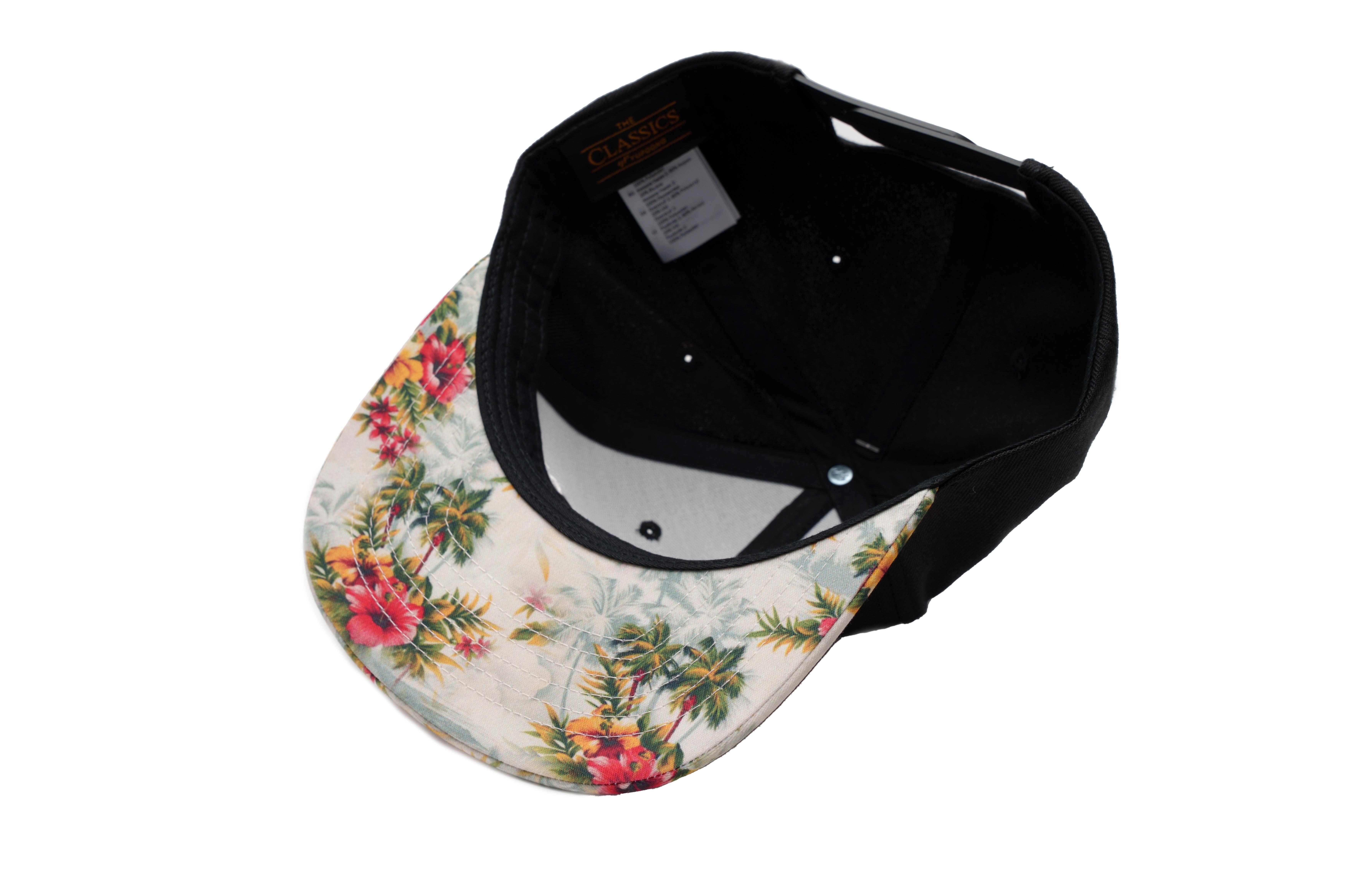 SOLLSO. Floral Snapback Cap, Mint