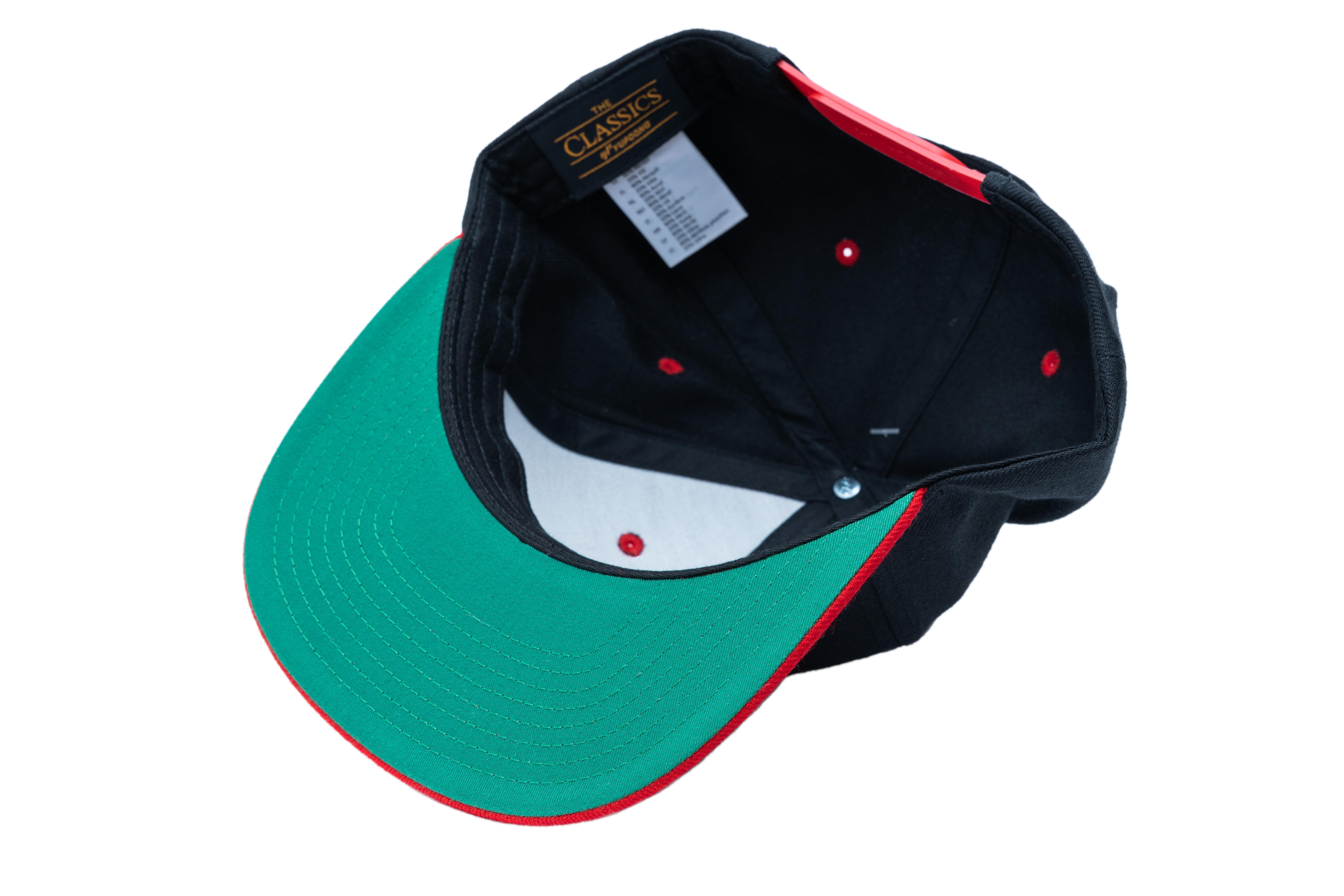 SOLLSO. Classic Snapback 2-Tone Cap, Black-Red