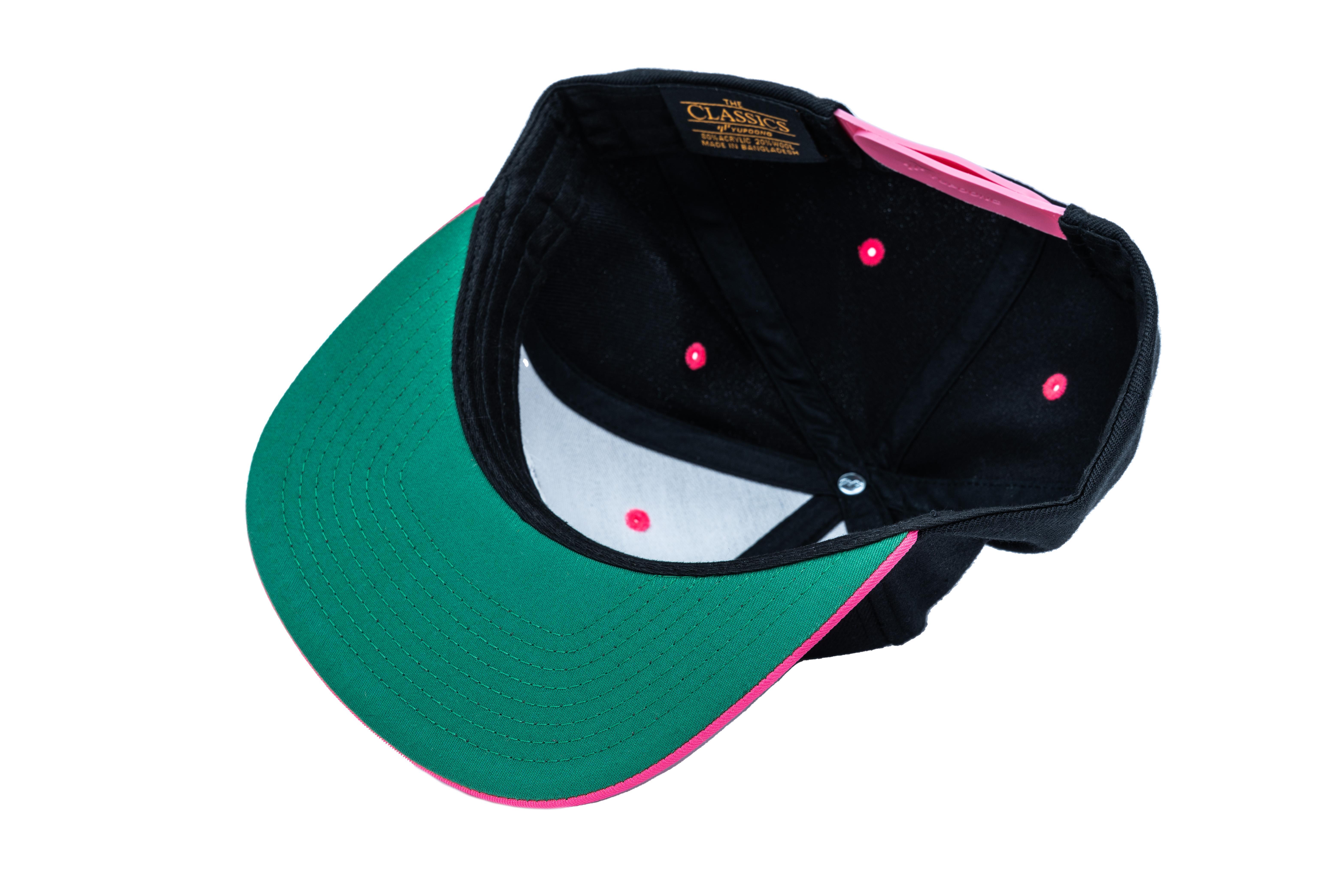 SOLLSO. Classic Snapback 2-Tone Cap, Black-Neon Pink